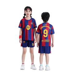 Kinder WM Trikot 2026 neue Saison FC Barcelona Fußballtrikot-Set für Kindergarten- und Grundschüler, Trainingsanzug mit Nummer 7/10, Großhandel